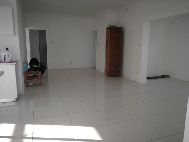 2 Bedroom Property for Sale in Peerless Park East Western Cape
